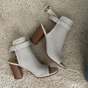 Sam Edelman - never worn, in original box